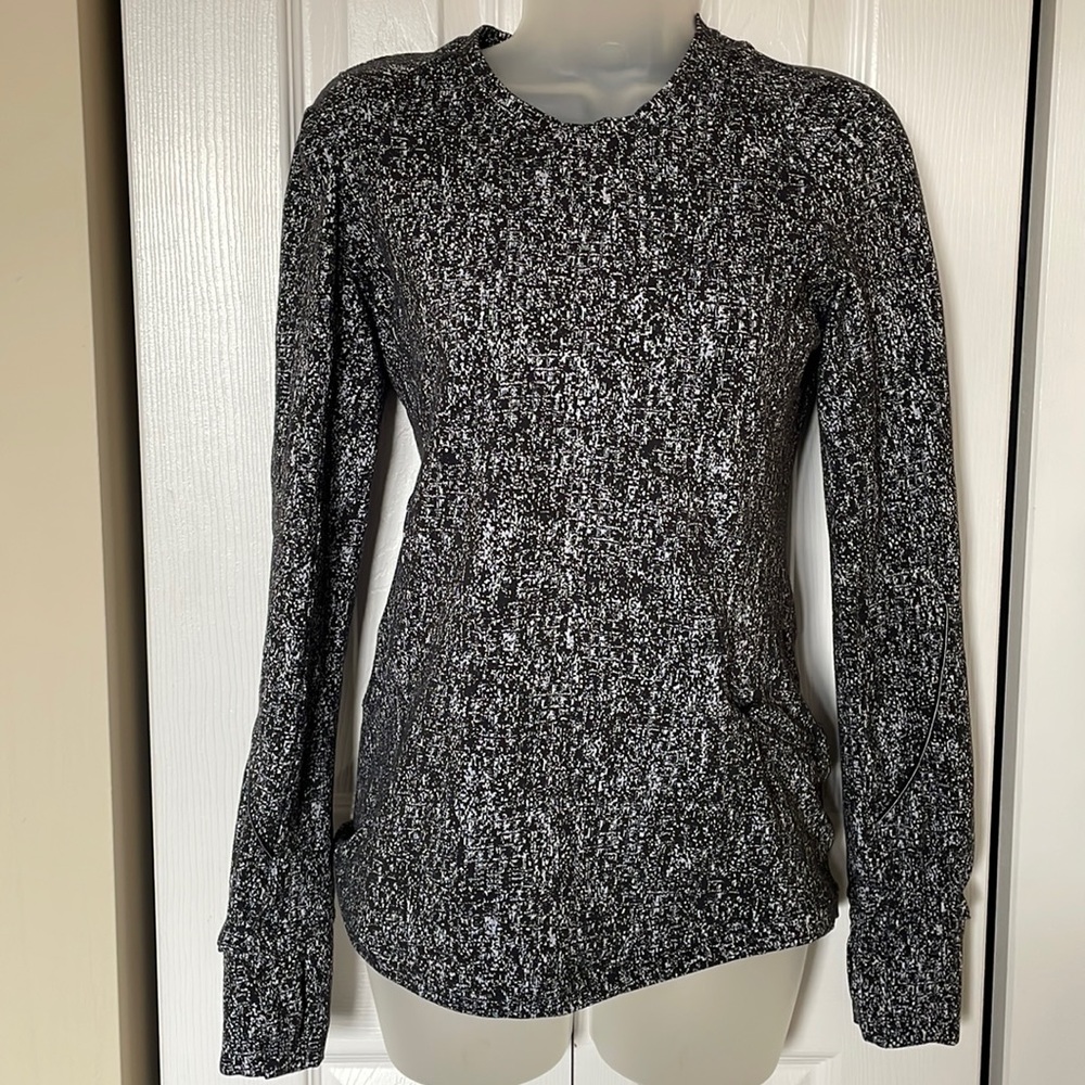 Lululemon Long Sleeve Shirt Size 4